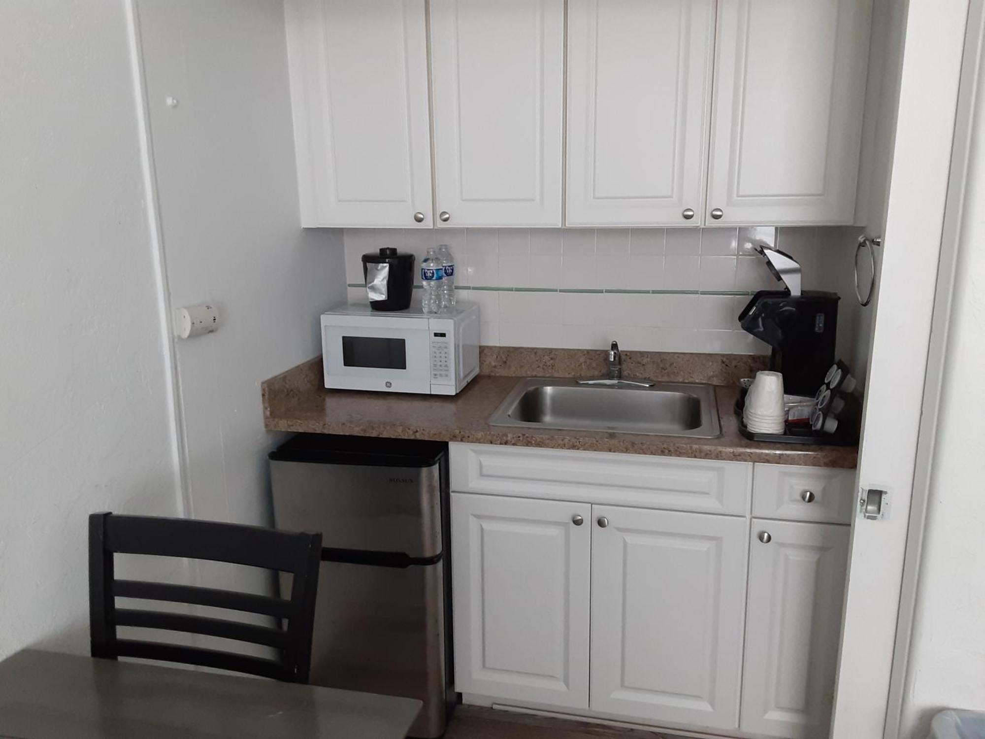 Sandalwood Beach Resort North Redington Beach Екстериор снимка